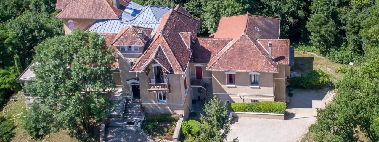 La Garenne De *