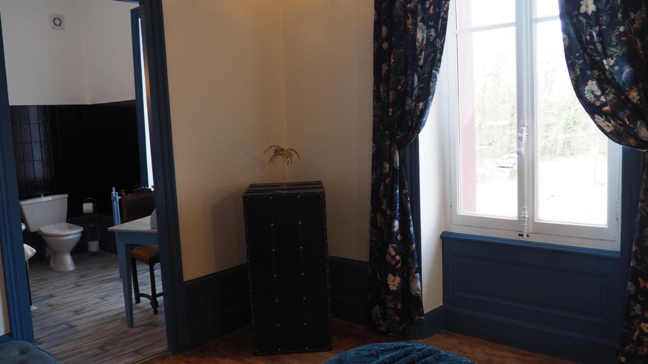 Hotel La Garenne De *