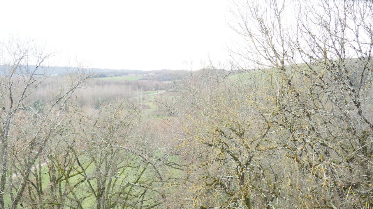 Hotel La Garenne De *